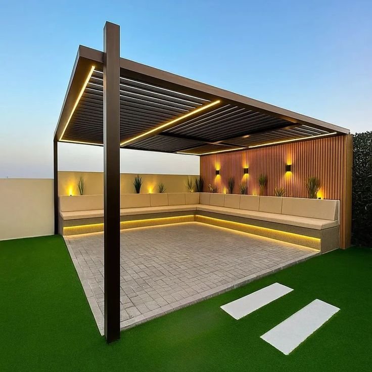 أرضيات عشب صناعي