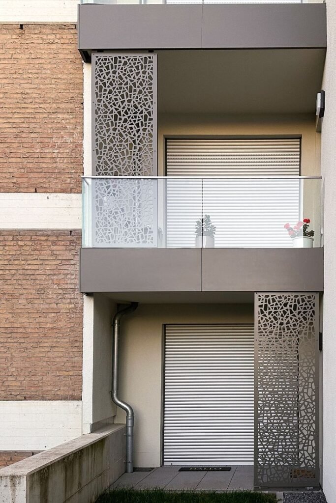 تنفيذ واجهات قص ليزر