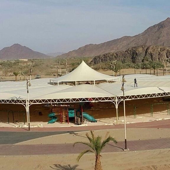 تنفيذ مظلات مشاريع المدينة المنورة