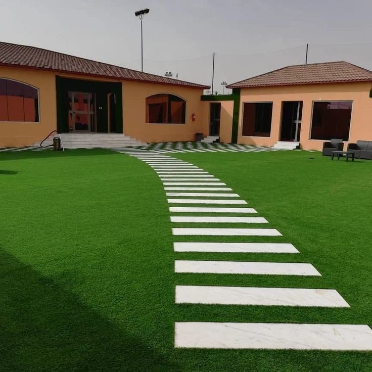 تنسيق عشب حدائق الاستراحات